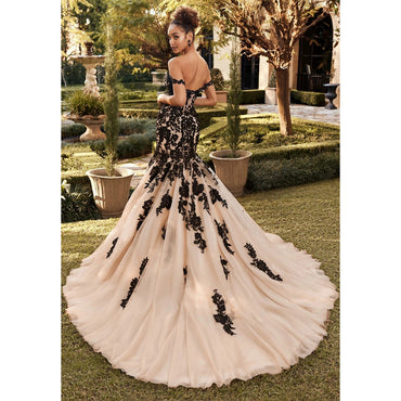 V-Ausschnitt Langarm Spitze Perlen Top A Linie Gothic Schwarzes Brautkleid