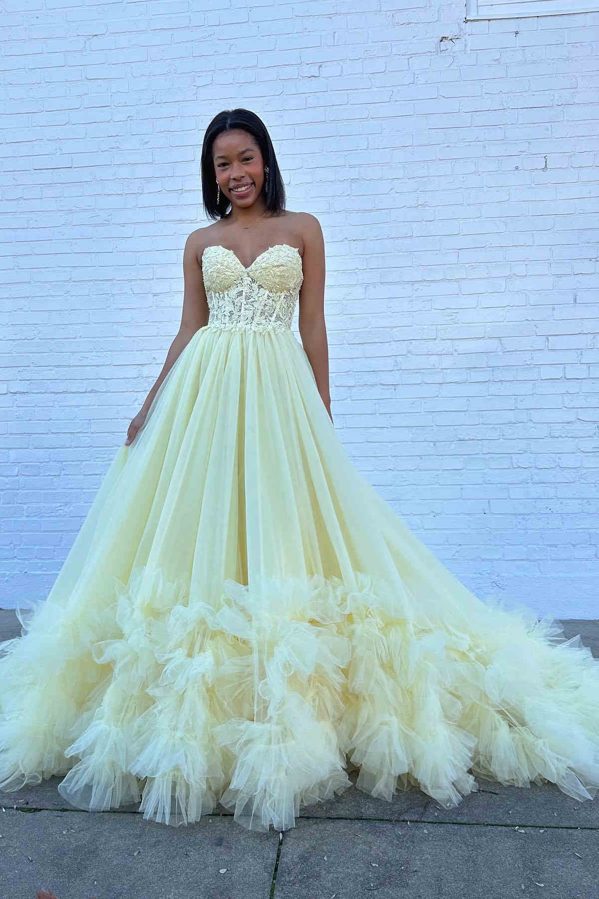Roycebridal Romy | Red Tulle Appliques Sweetheart Ruffle Long Prom Dress