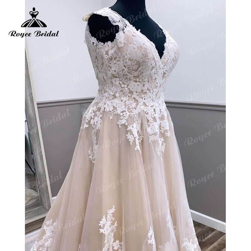Robes De Mariage Gorgeous Plus Size V Neck Lace Appliques Backless Champagne Wedding Dress