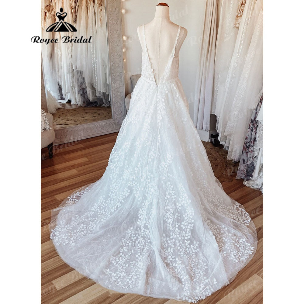 Vintage Women A Line Beach Lace Wedding Dress Open Back  Off White Wedding Gowns for Bride Brautkleider Roycebridal