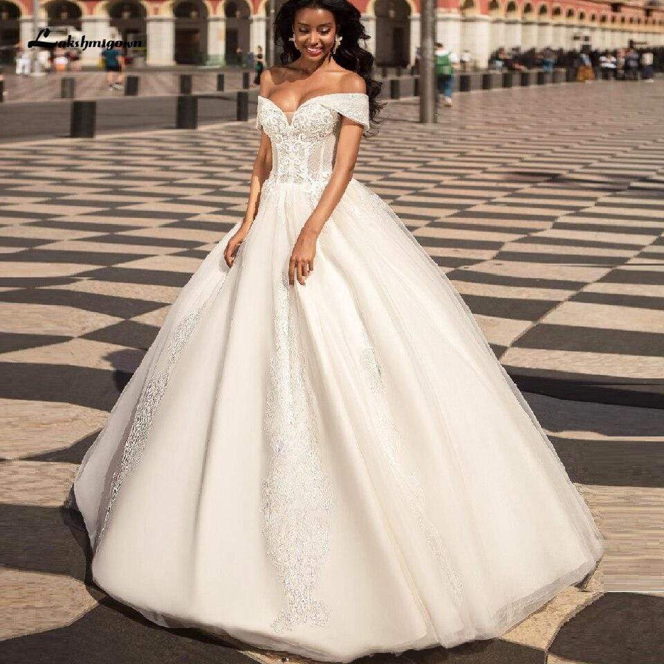 African Bridal Gowns Vintage Lace Corset Wedding Gown - ROYCEBRIDAL OFFICIAL STORE