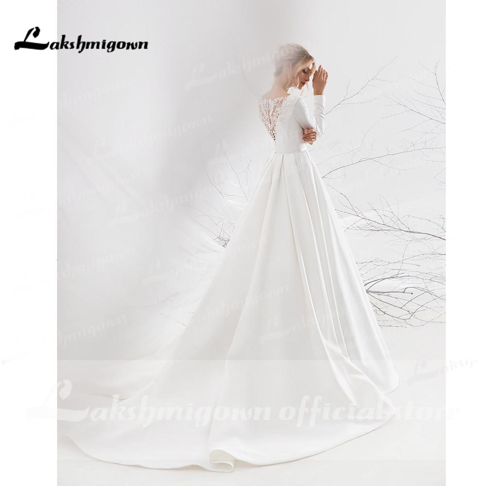 Backless O Neck Lace Beads Satin Simple Wedding Dresses