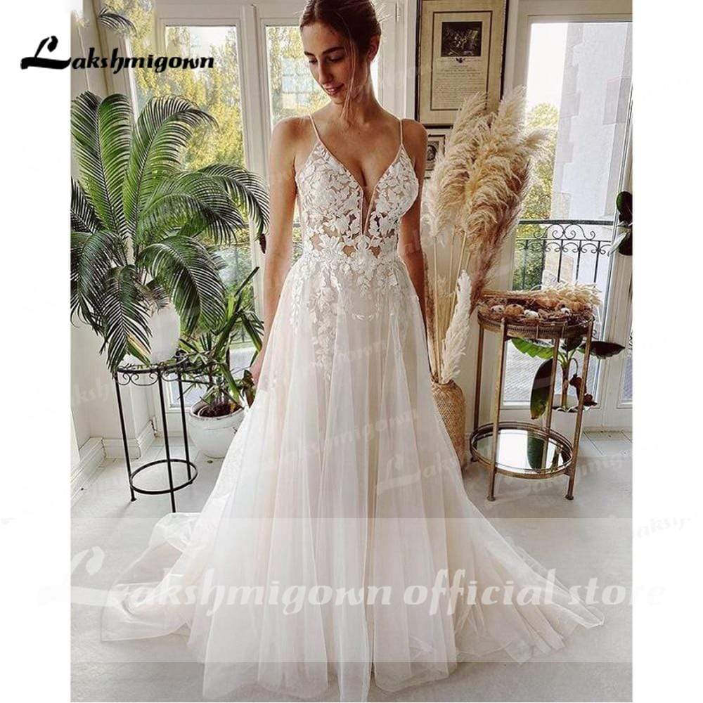 Beach Wedding Dresses Tulle Long Lace Beach Bridal Gown