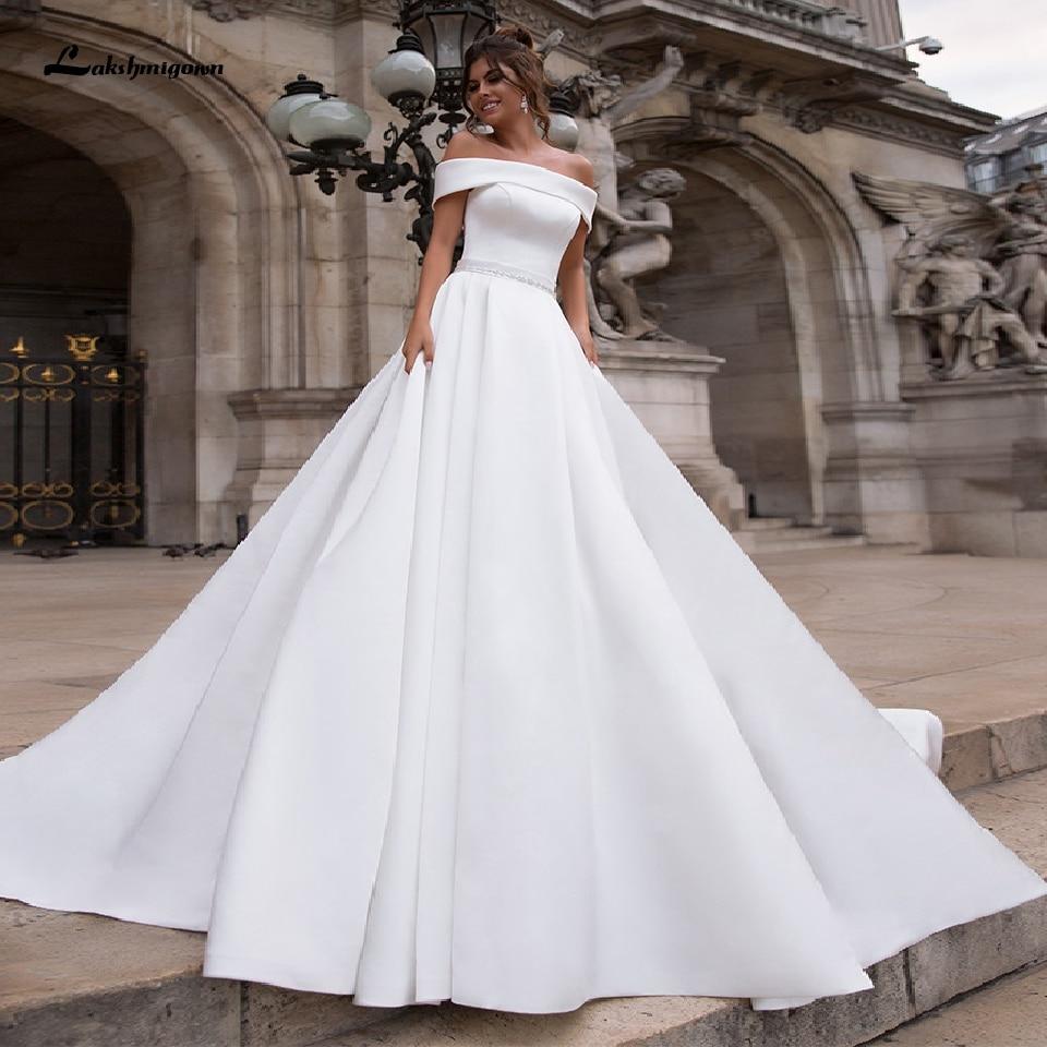Boat Neck Satin Dress Women Wedding Gowns with Pockets