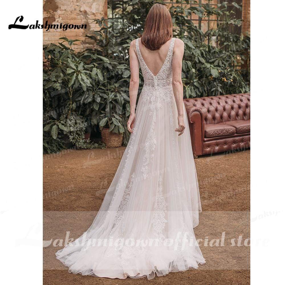 Deep V Neck Sleeveless Backless Lace Tulle Wedding Dresses