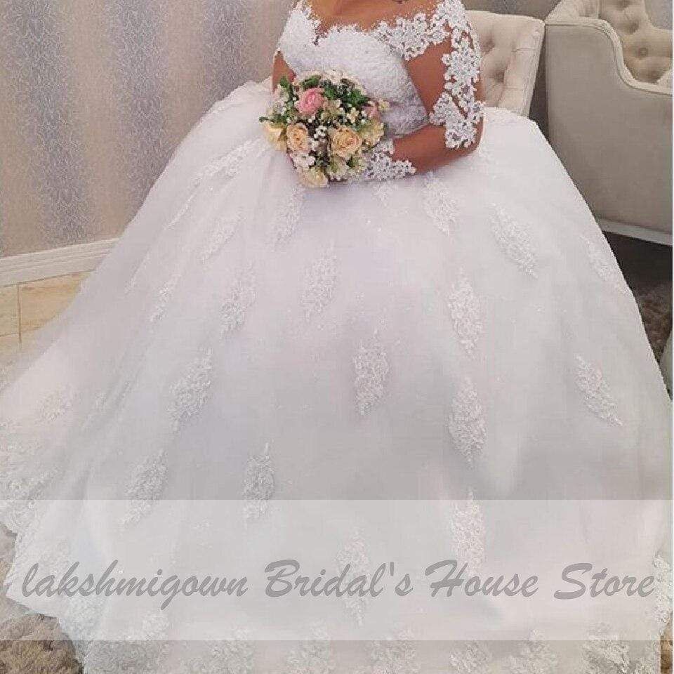 Dubai Plus Size Wedding Dresses Vintage Lace Appliques Long Sleeves