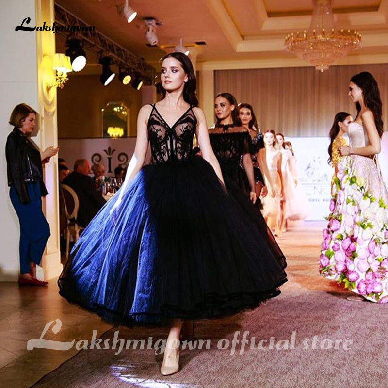 Lakshmigown Gothic Black Wedding Dresses Backless A-line Bridal Dress Tea Length Deep V-Neck Lace Wedding Gowns Vestido De Novia