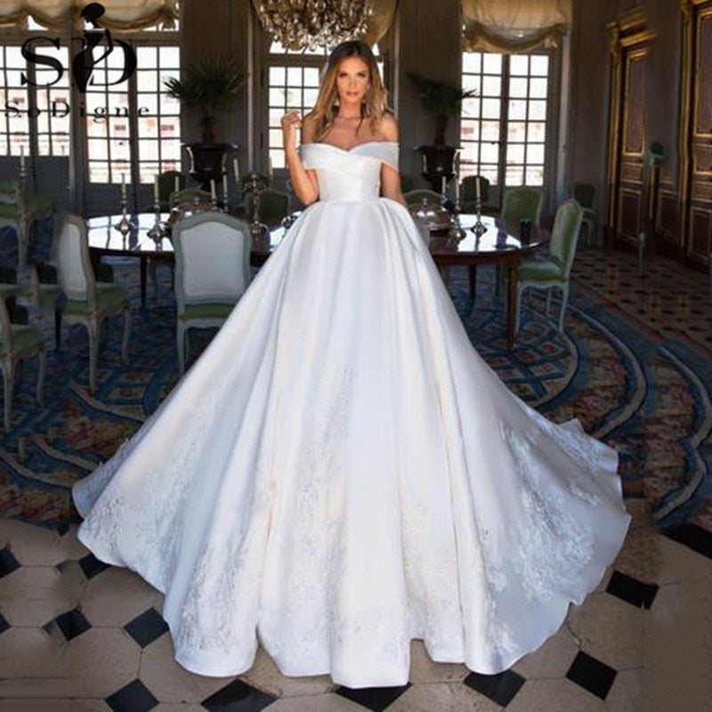 SoDigne Satin Ball Gown 2021 Simple Off The Shoulder Boho Lace Bridal Dress Princess Wedding Gowns Plus Size Long Tail