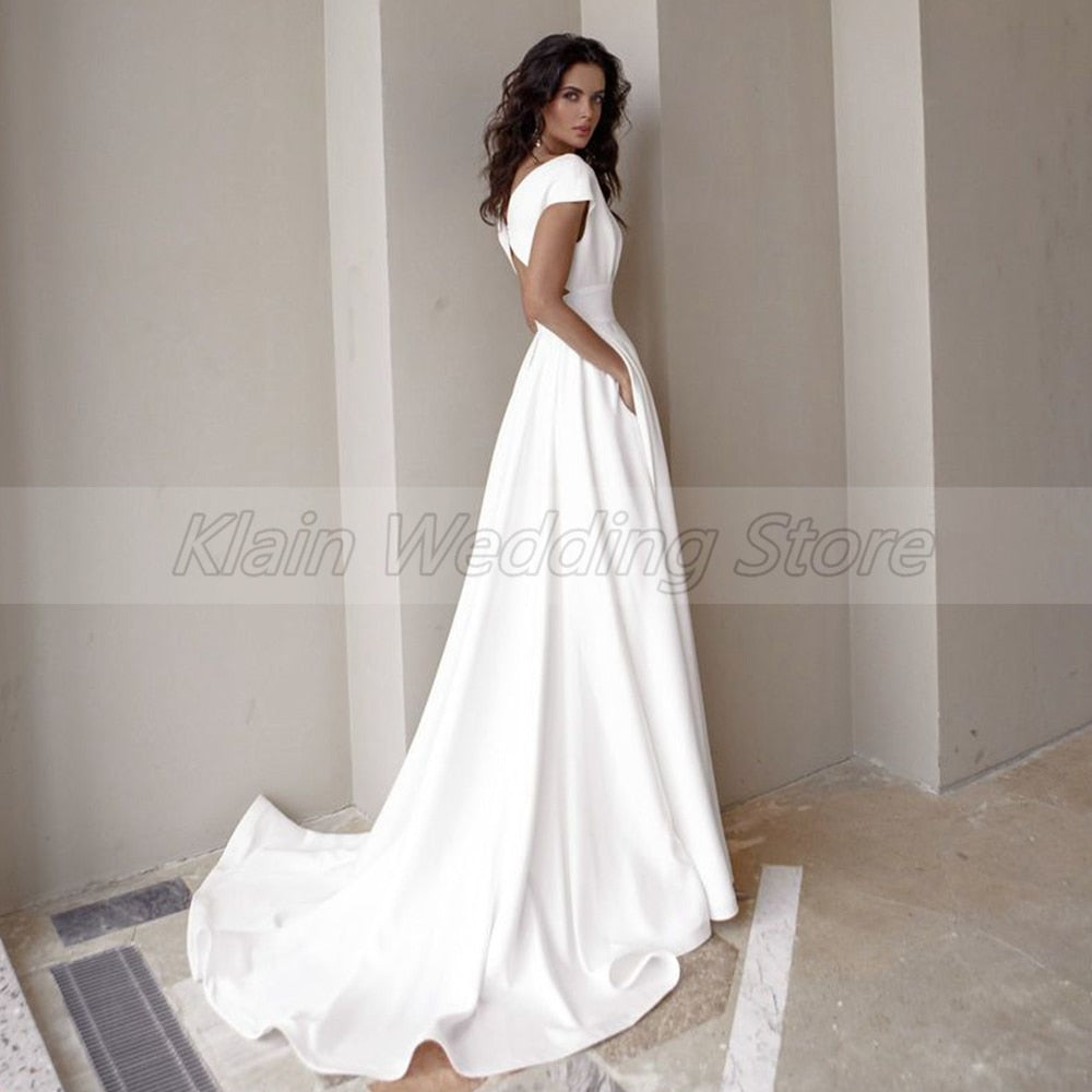 Modest Side Slit V-Neck Wedding Dresses Fashion Short Sleeve Sweep Train A Line Bridal Gowns with Pockets Robe De Mariée