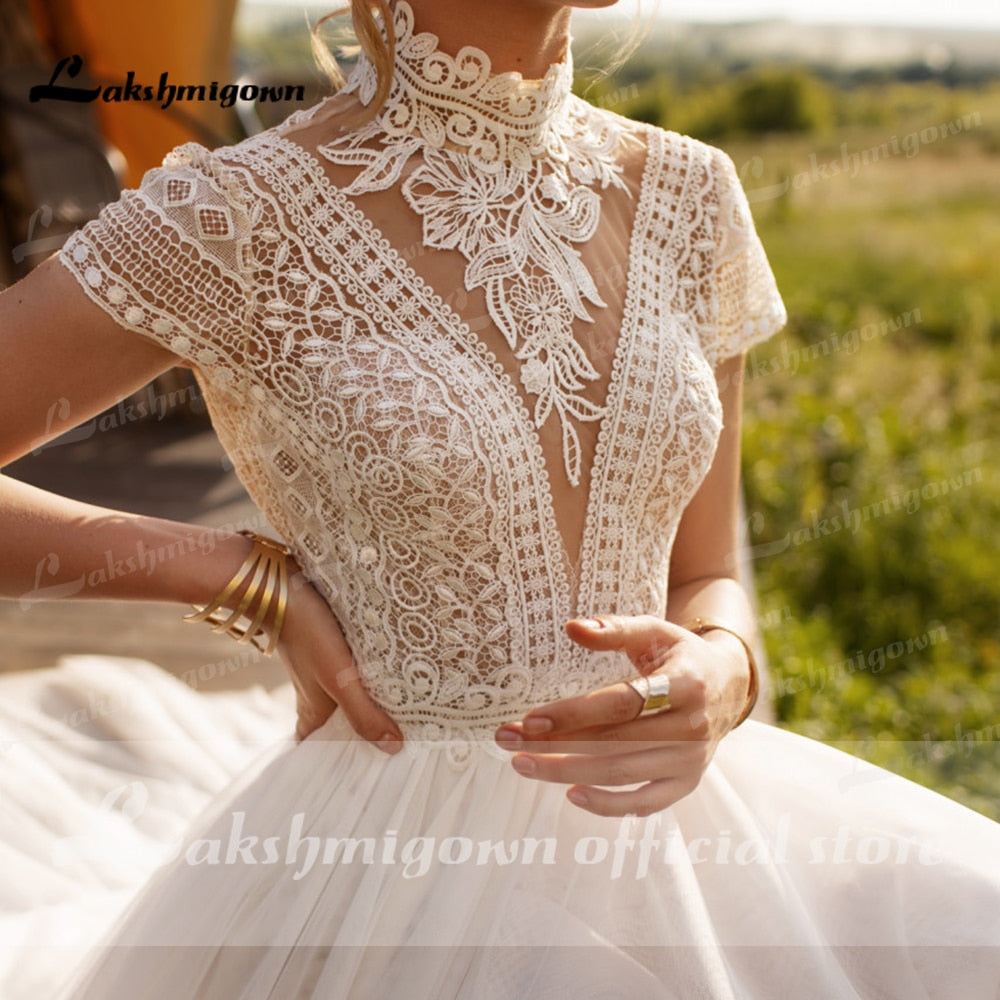 Vintage Boho Wedding Dress Lace Tulle High Neck Cap Sleeves A Line Bohemian Bridal Gowns 2021 Ivory ELegant Bride Dress