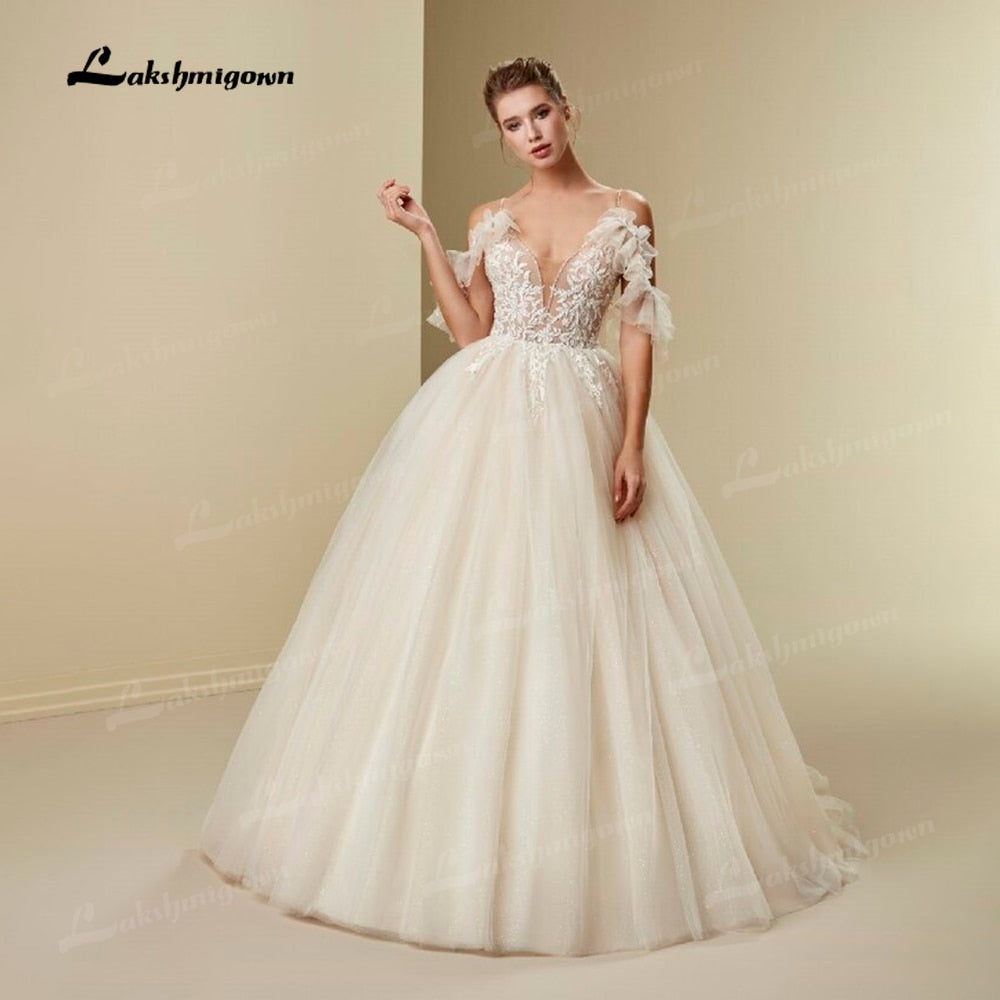Princess Ball Gown Wedding Dress Boho 2021 Casamento 3D Flower Sexy V Neck Spaghetti Strap Bridal Gowns Lace Up robe de mariee