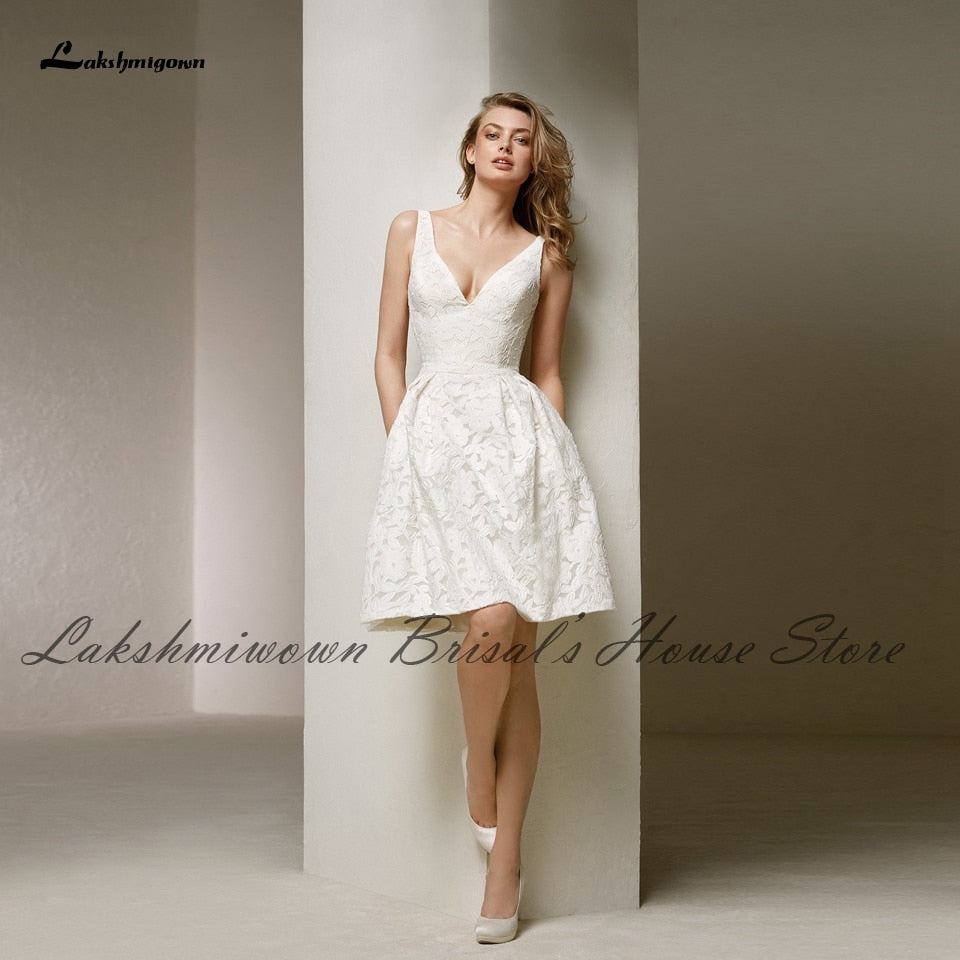 Lakshmigown Clasic Lace Short Wedding Dress V neck 2021 Summer Vestidos de Novia Corto Sexy Bridal Receipt Wedding Party Gown
