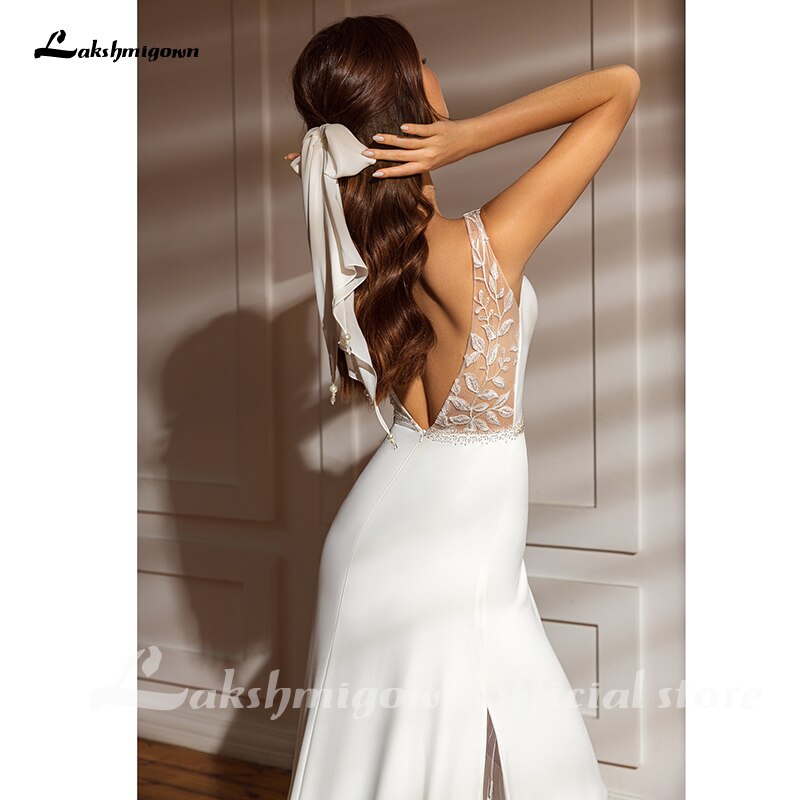 2021 Bohemian Wedding Dresses Charming Lace Mermadi Bridal Gown V Neck Sweep Train Wedding Dresses Satin Bridal Dress