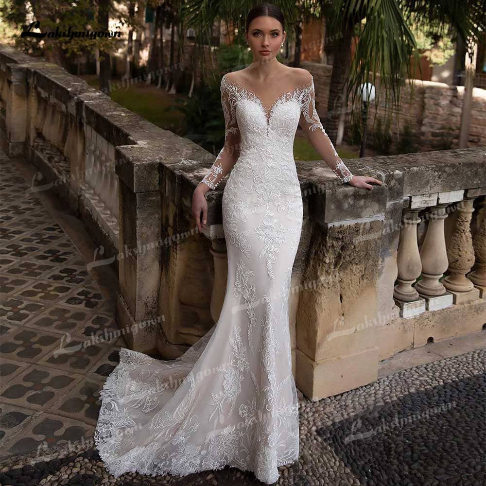 Gorgeous Lace A-Line Wedding Dresses Illusion Boat Neck Long Sleeve Sweep/Brush Train Tulle Bride Gowns Pleats Appliques Beading