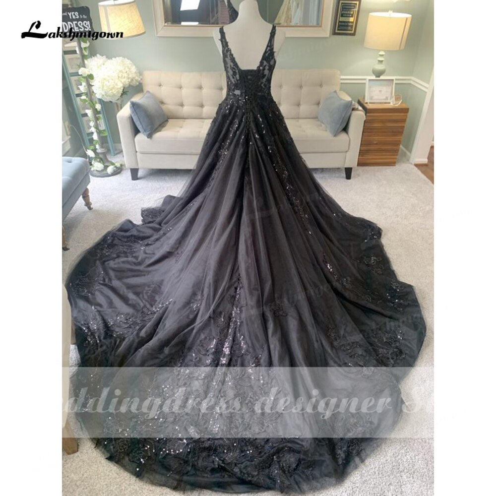 Gorgeous Black Wedding Dress with V neckline Sequins Lace Gothic Wedding Gown Custom Made robe de mariee noire gothique 2022