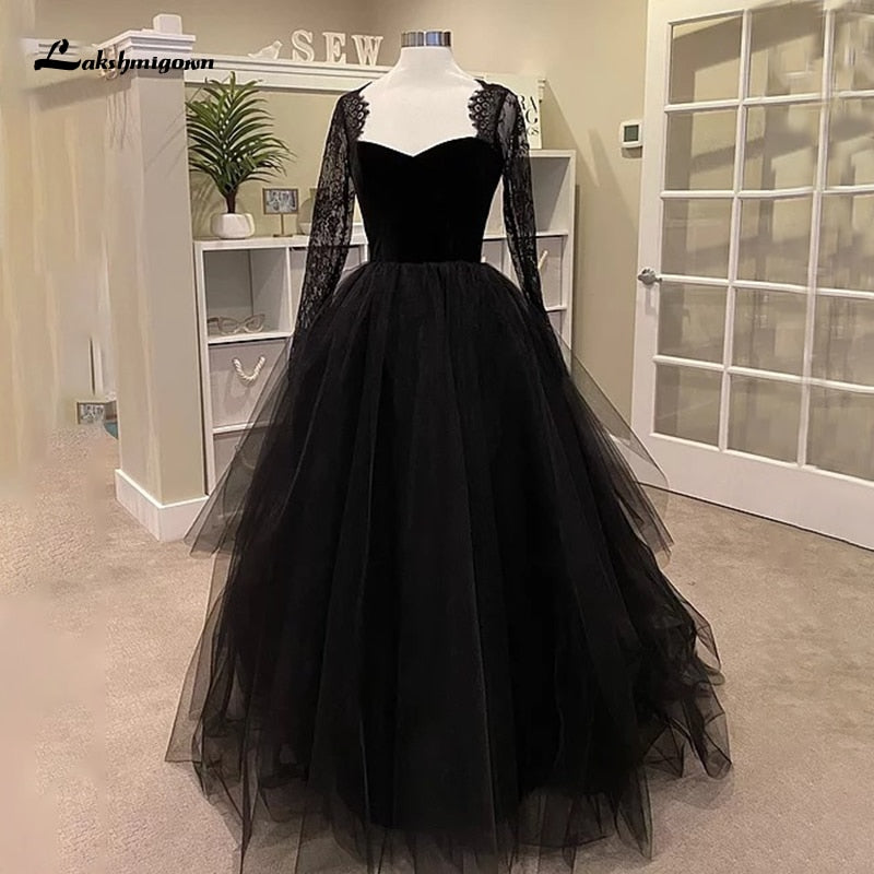 Lakshmigown Sexy Lace Black Wedding Dresses with Long Sleeve vestido de novia Boho Gothic Tulle Wedding Gown Outdoor Country