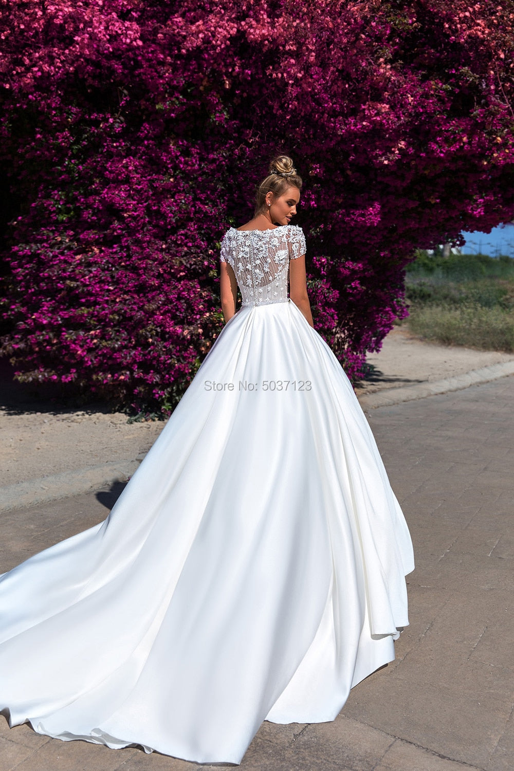 Structured Wedding Dresses & Gowns | Structured Bridal Dresses