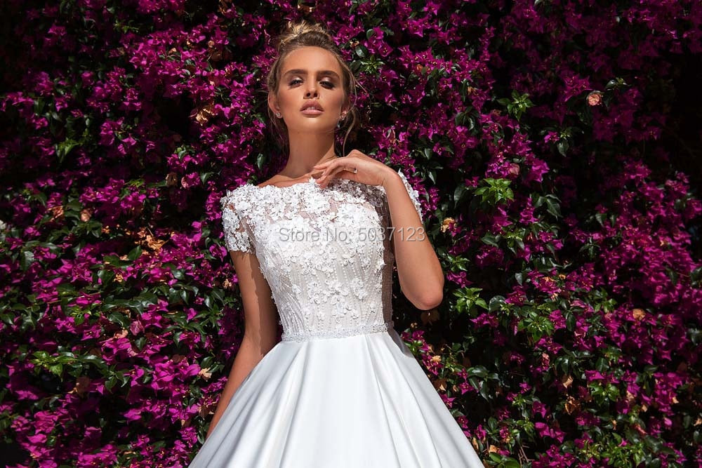 A line wedding sales dress with pockets
