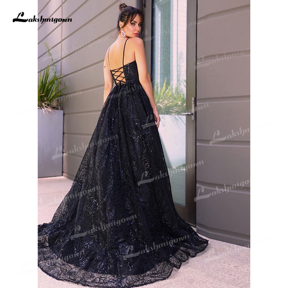 Black Lace A-Line Wedding Dresses Sweetheart Neck Sleeveless Backless With Lace-Up Sweep/Brush Train Bride Gown Spaghetti Straps