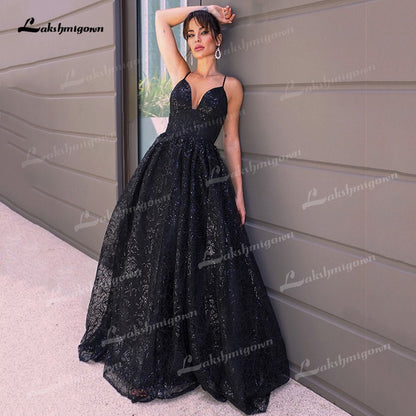 Roycebridal Black Lace A-Line Wedding Dresses Sweetheart Neck Sleeveless Backless With Lace-Up Sweep/Brush Train Bride Gown Spaghetti Straps