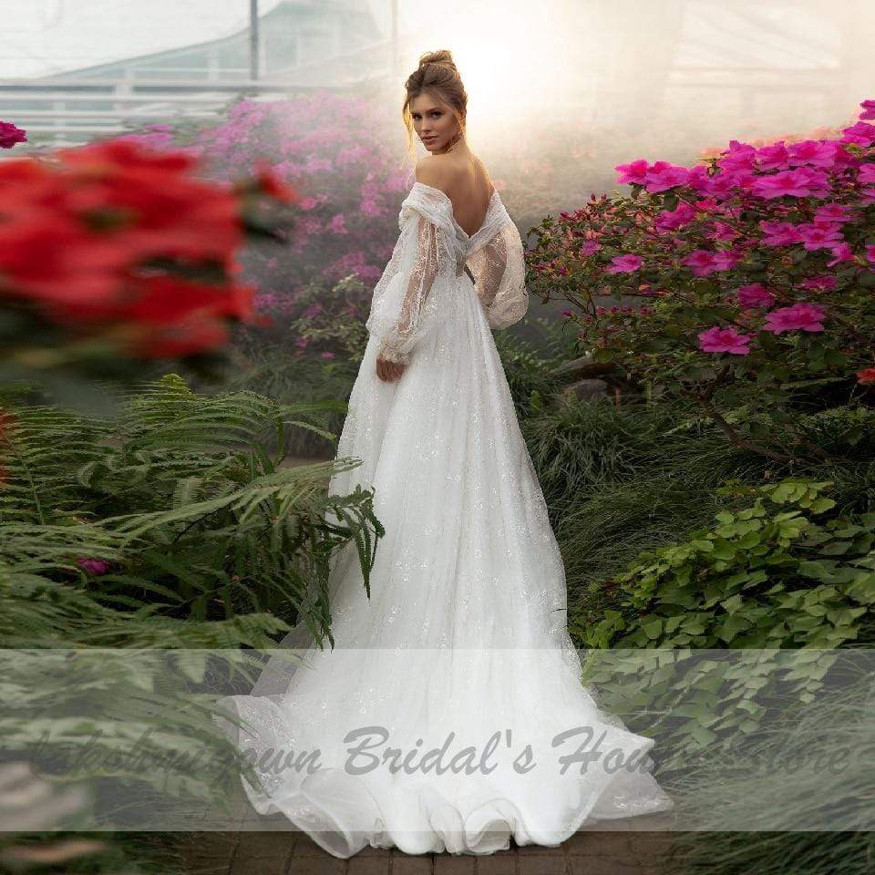 Women Vintage Lace Wedding Gowns with Detachable Puff Sleeves - ROYCEBRIDAL OFFICIAL STORE